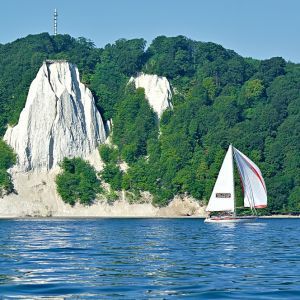 Flaute vor den Kreidefelsen